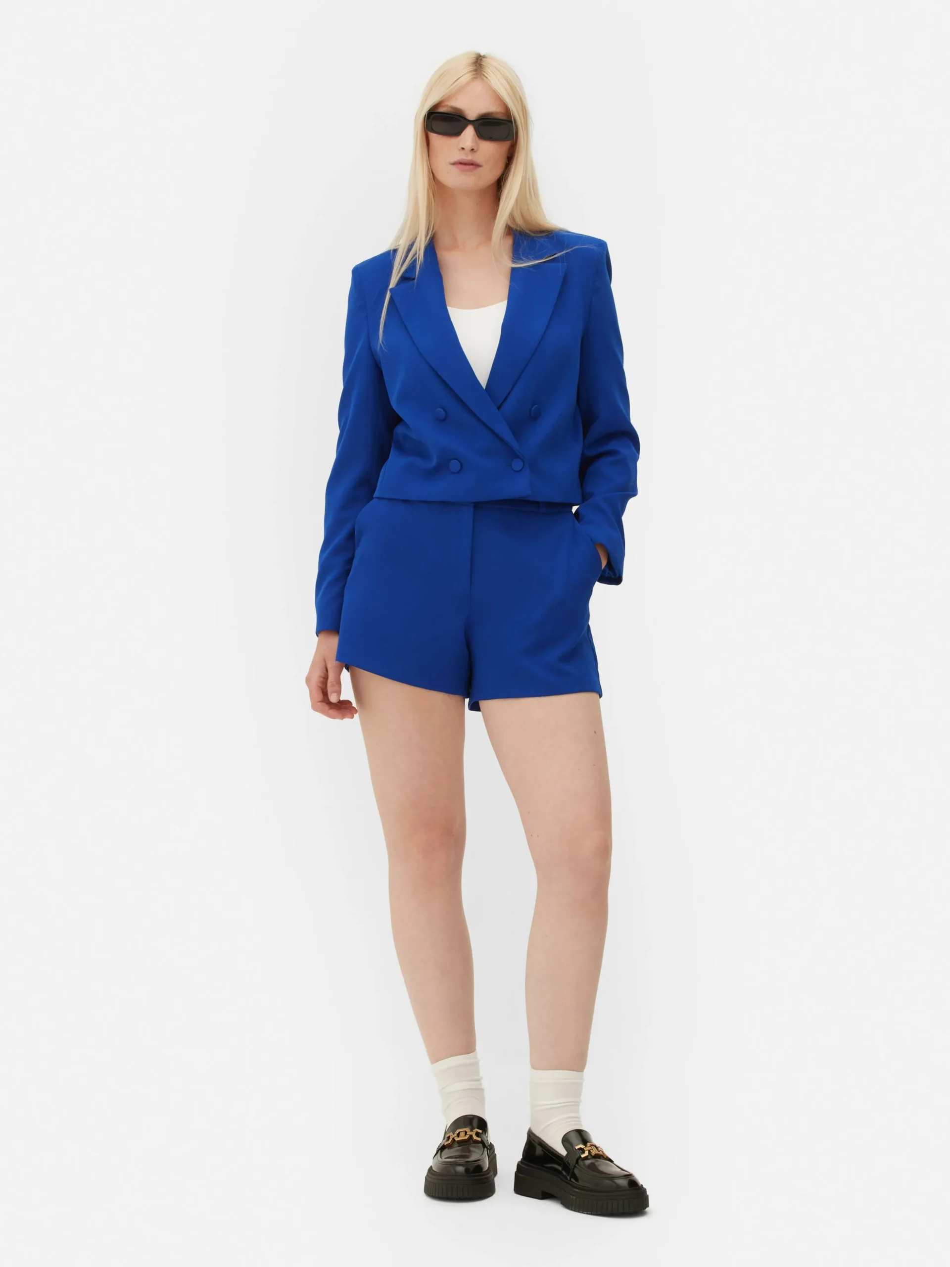 Americana Corta Combinable De Doble Botonadura
