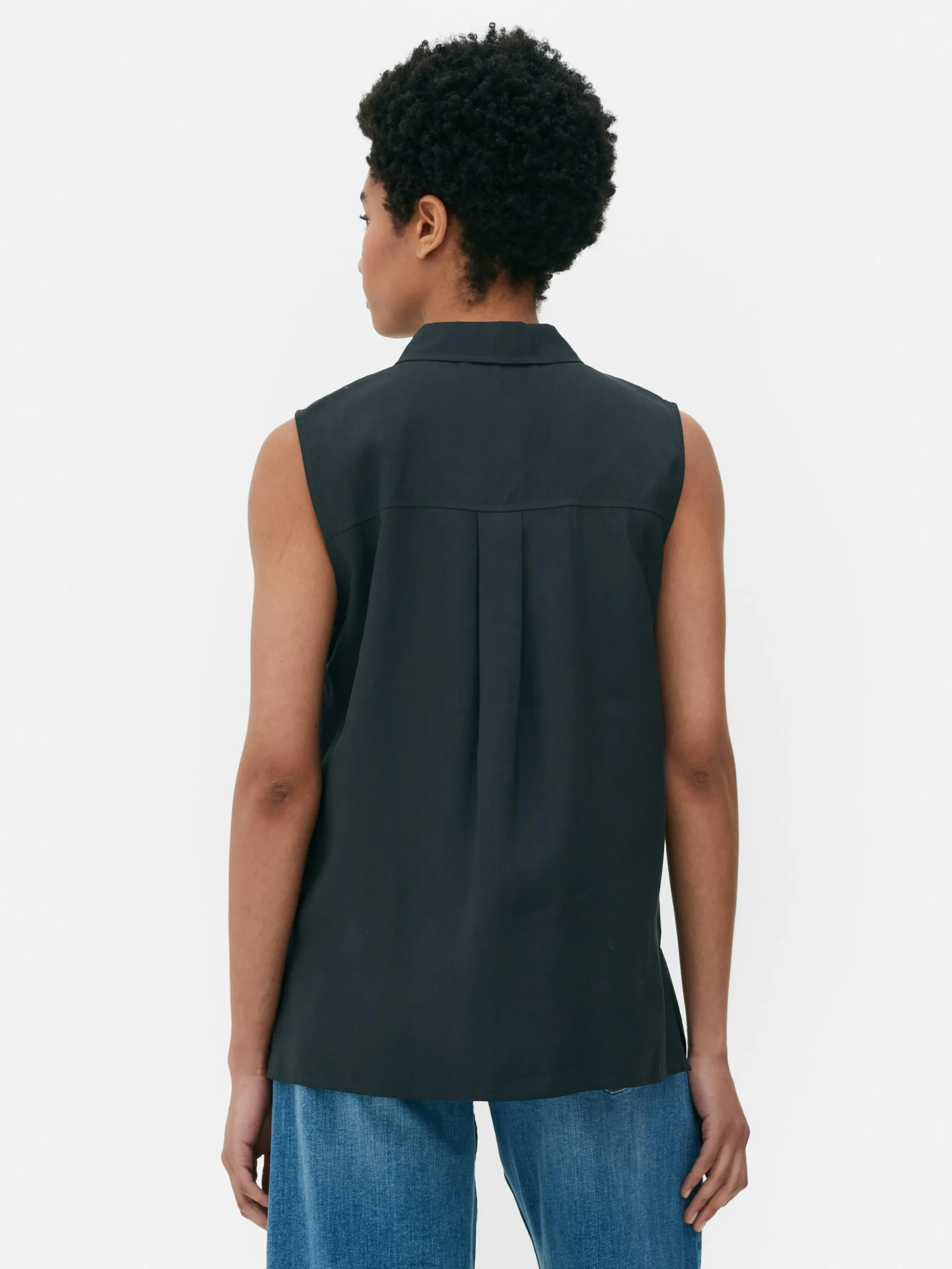 Blusa Sin Mangas Con Botones