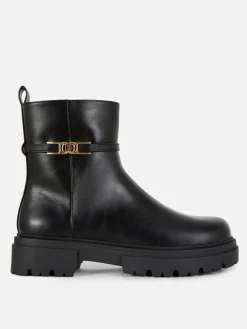 Botines Con Detalle De Hebilla