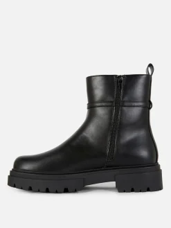Botines Con Detalle De Hebilla