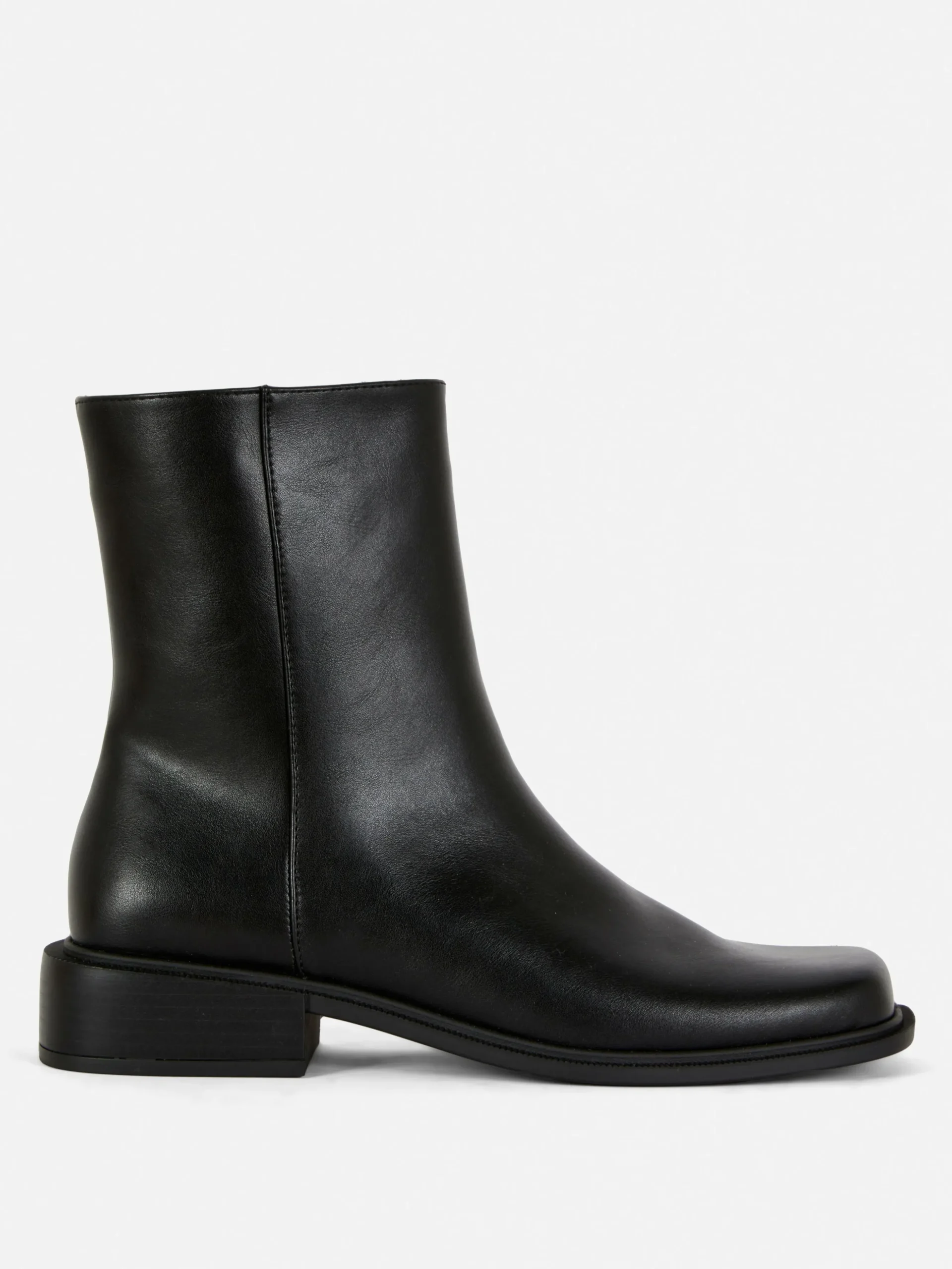 Botines Con Punta Cuadrada