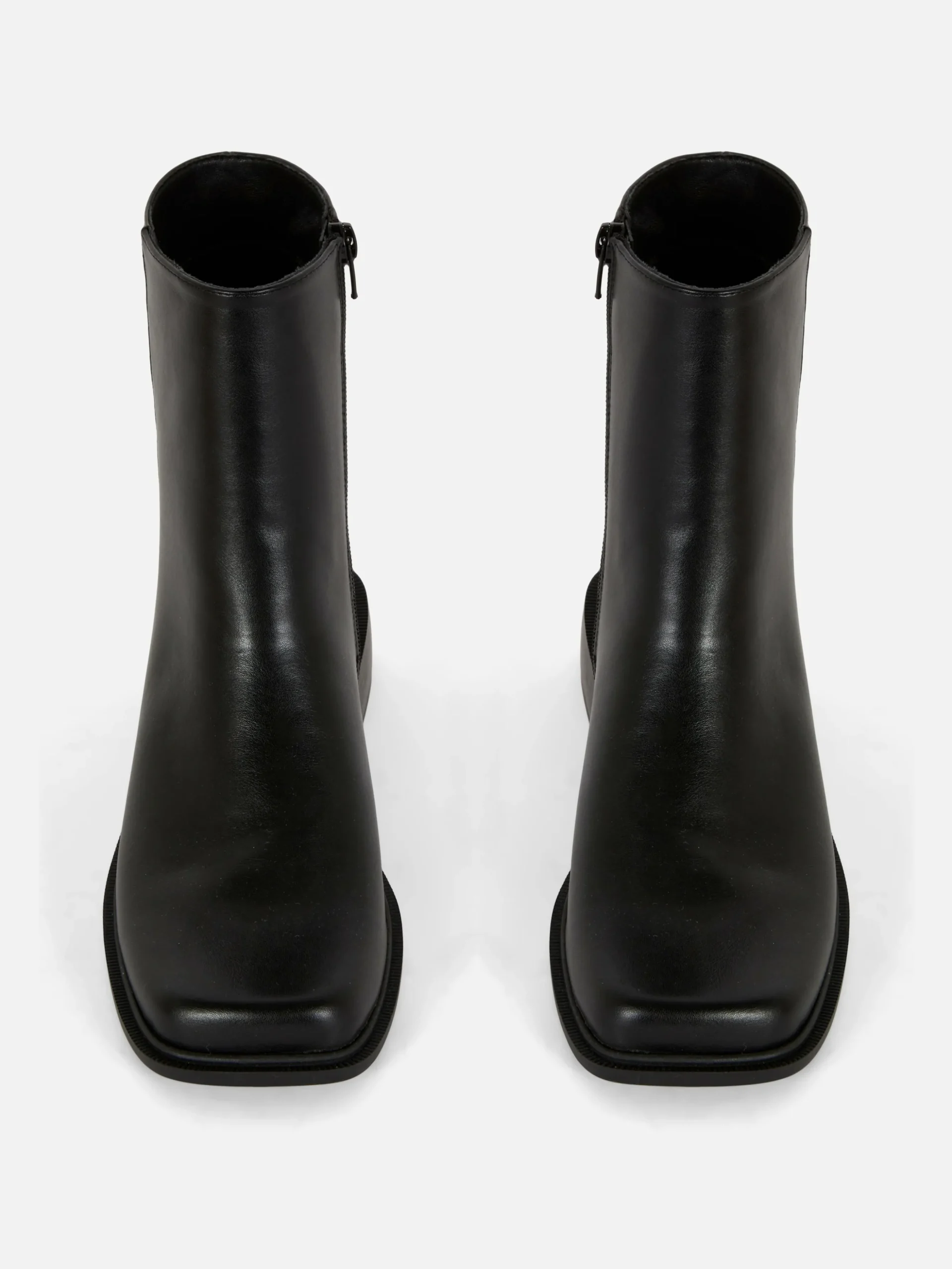 Botines Con Punta Cuadrada