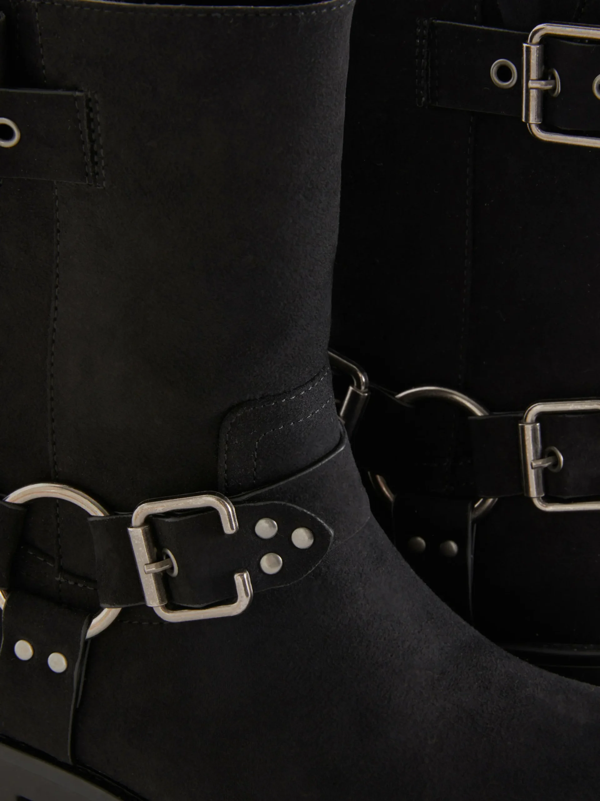 Botines Moteros De Antelina