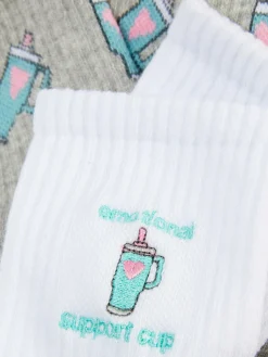 Calcetines Altos Con Gráfico De Taza De Viaje