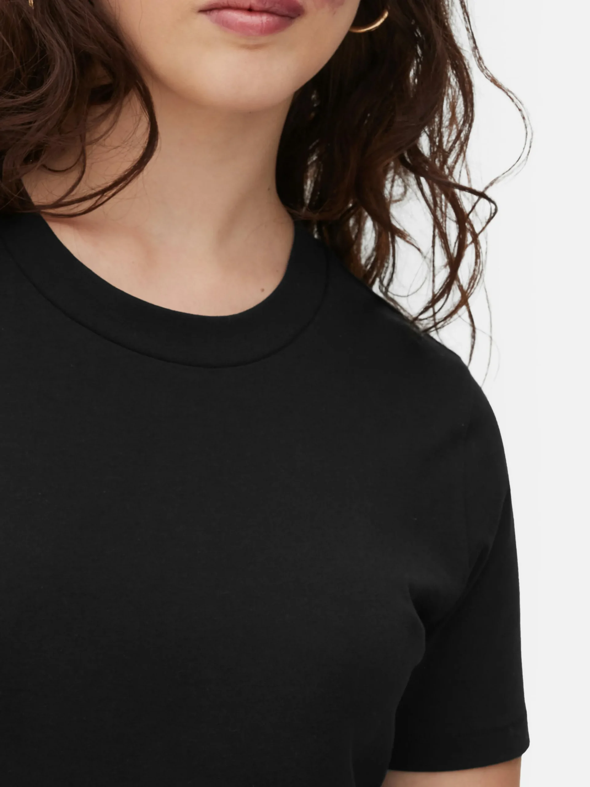 Camiseta De Cuello Redondo Y Corte Recto