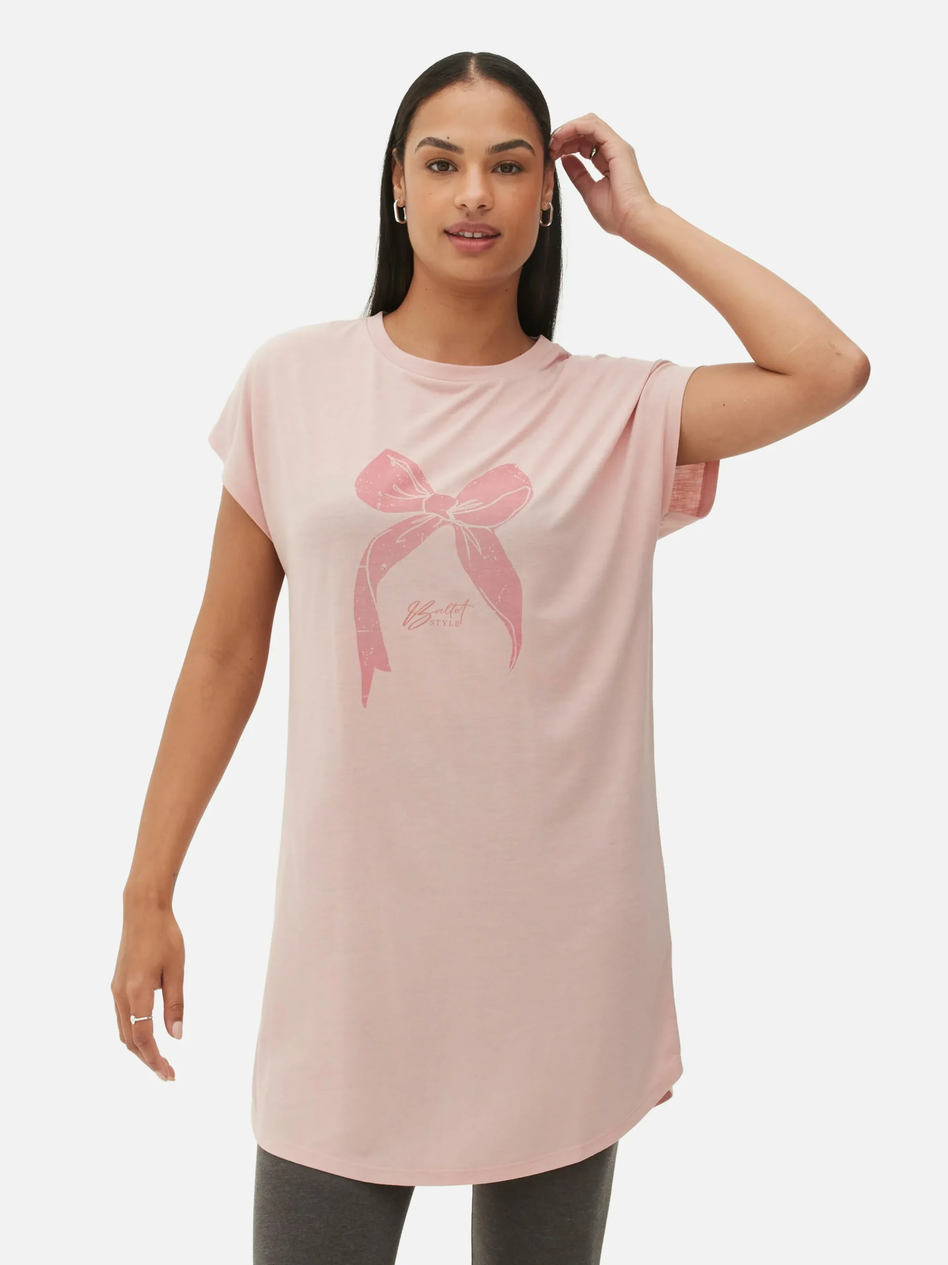 Camiseta Larga De Cuello Redondo