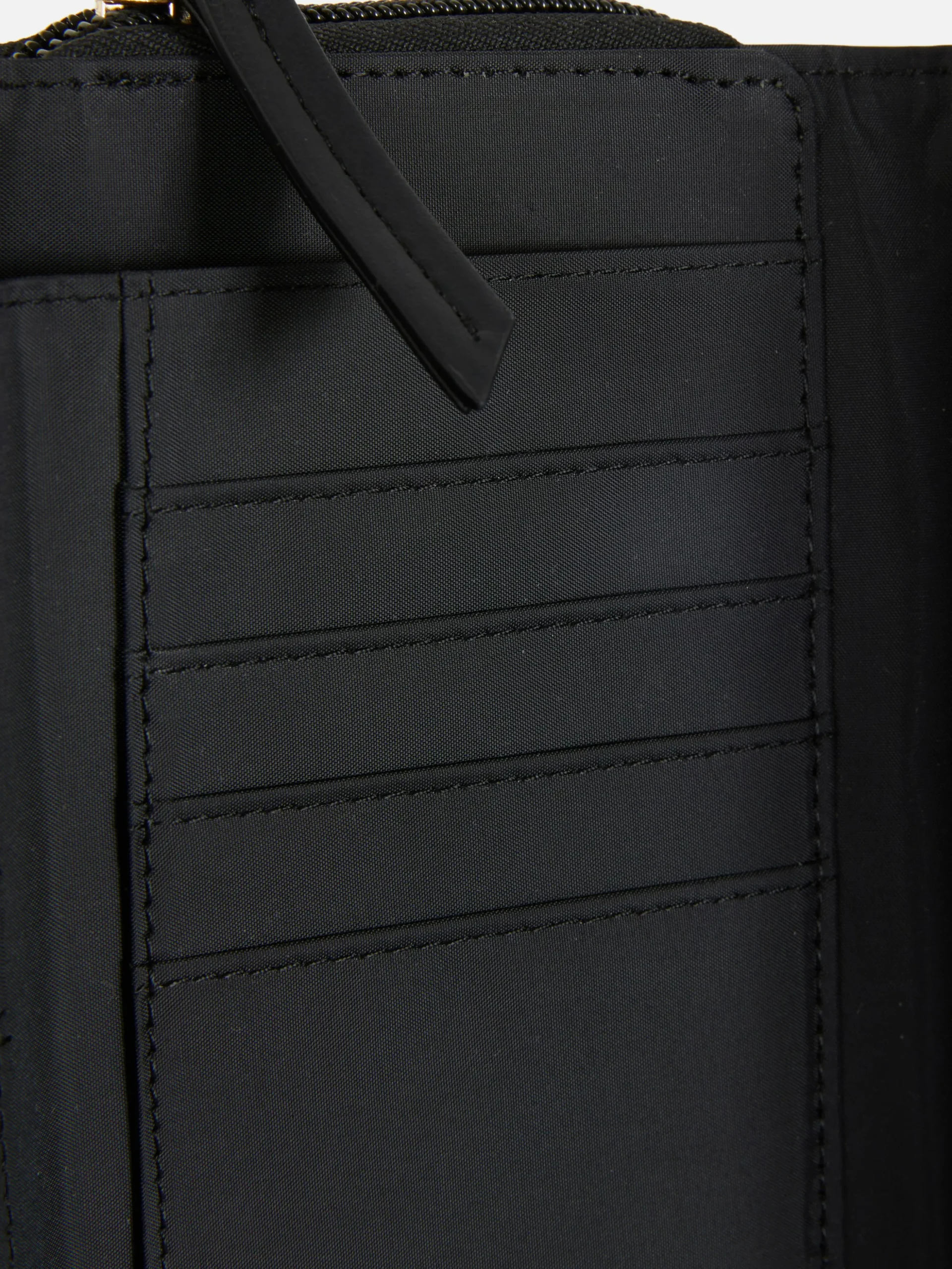 Cartera Acolchada Grande Con Inicial