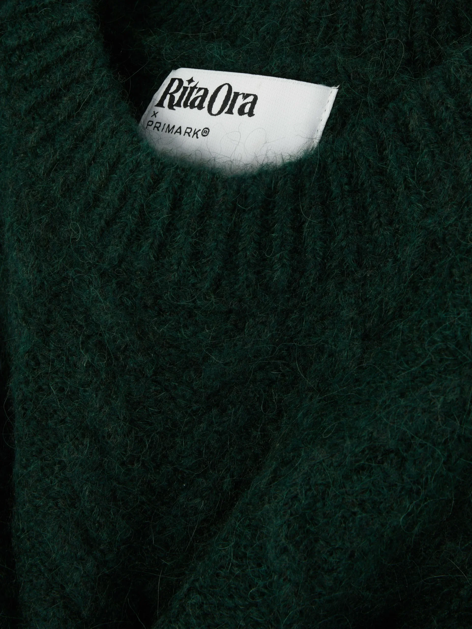 Chaleco De Punto De Ochos De Rita Ora