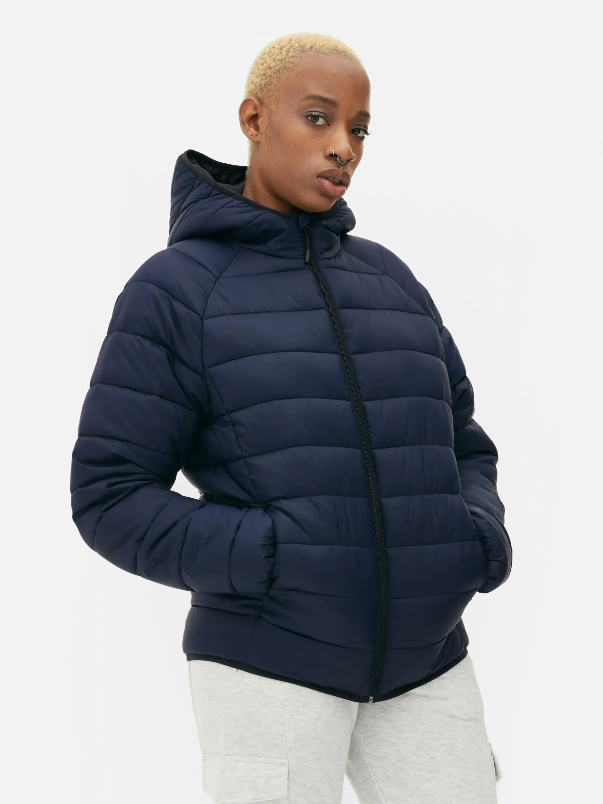 Chaqueta Acolchada Con Capucha Básica