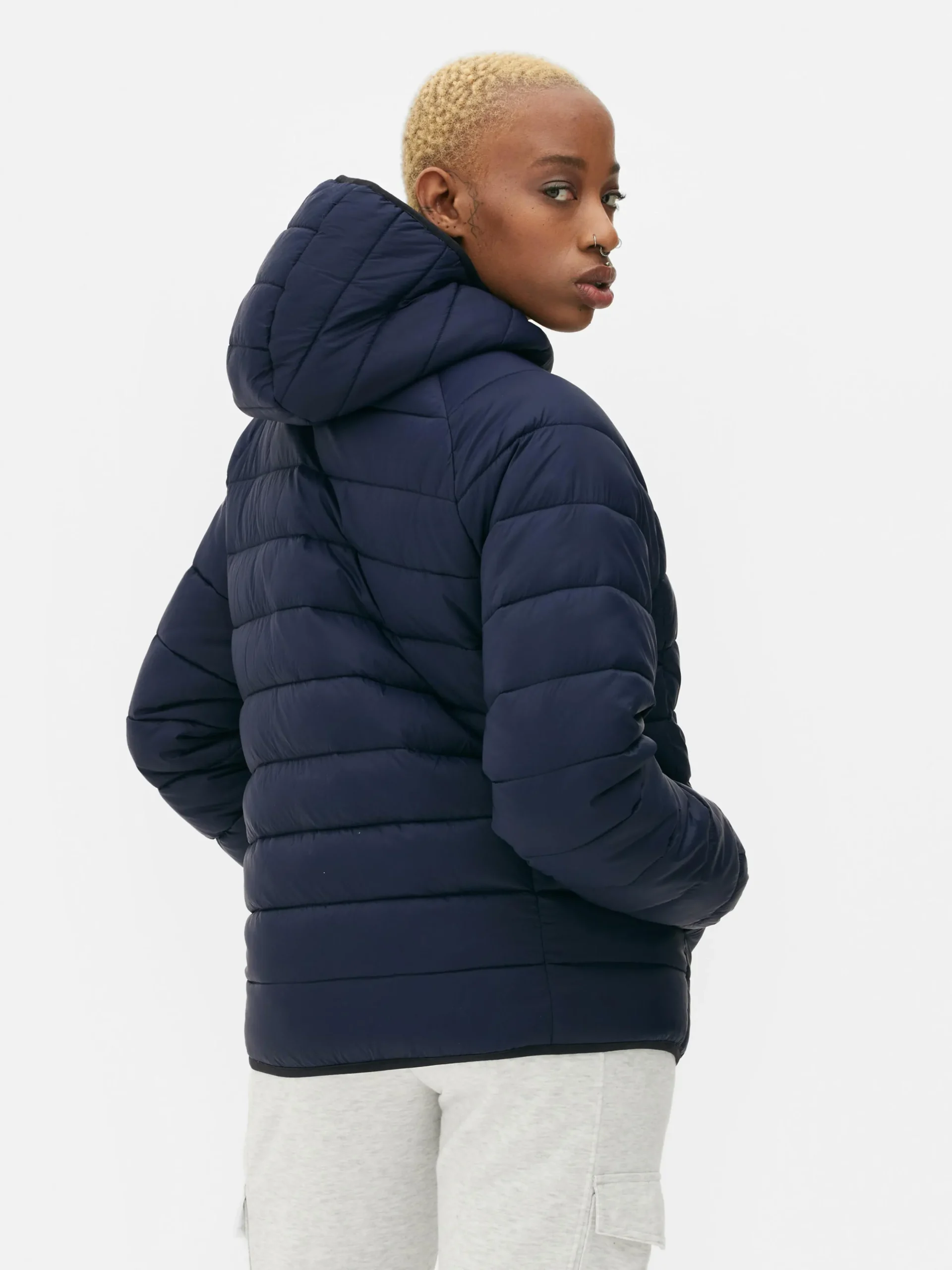 Chaqueta Acolchada Con Capucha Básica