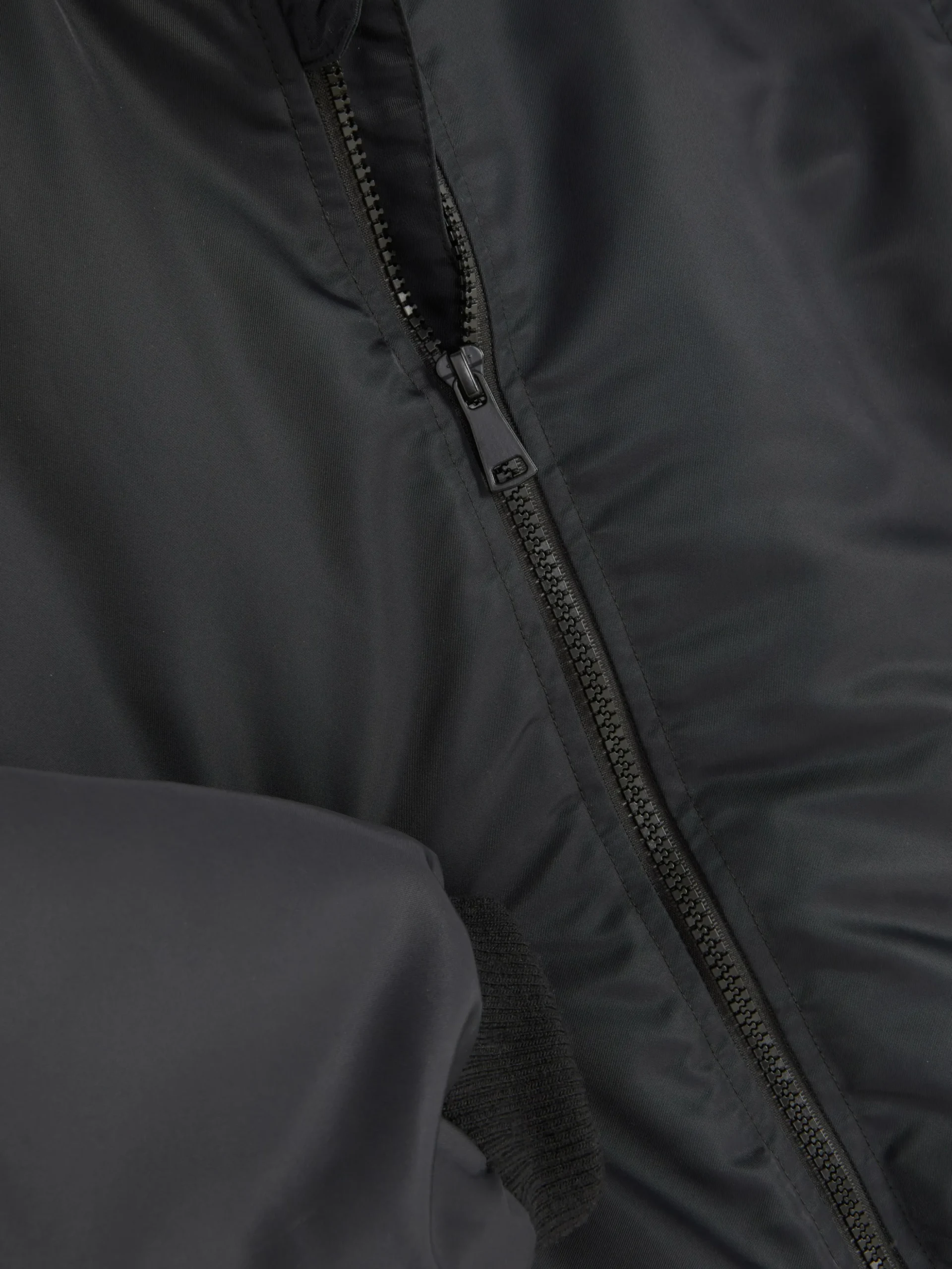 Chaqueta Bómber Con Cremallera