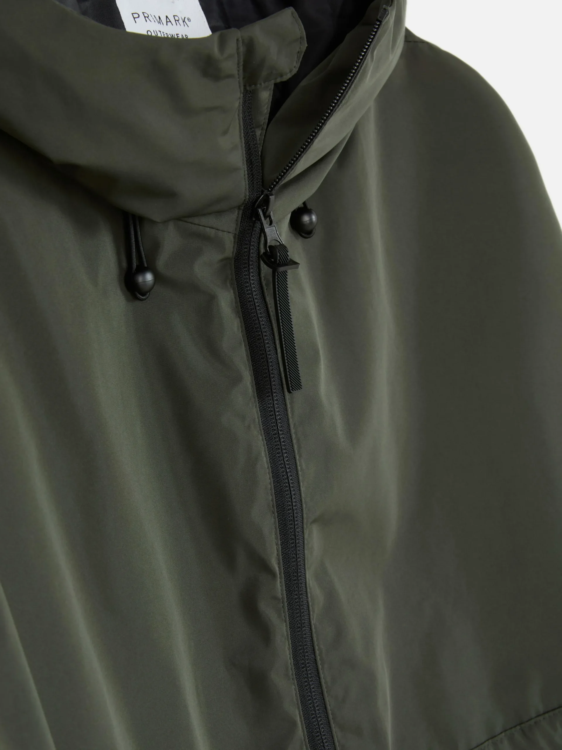 Chaqueta Cortavientos Con Capucha