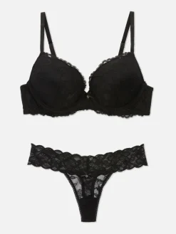 Conjunto De Sujetador Push-up Y Tanga De Encaje