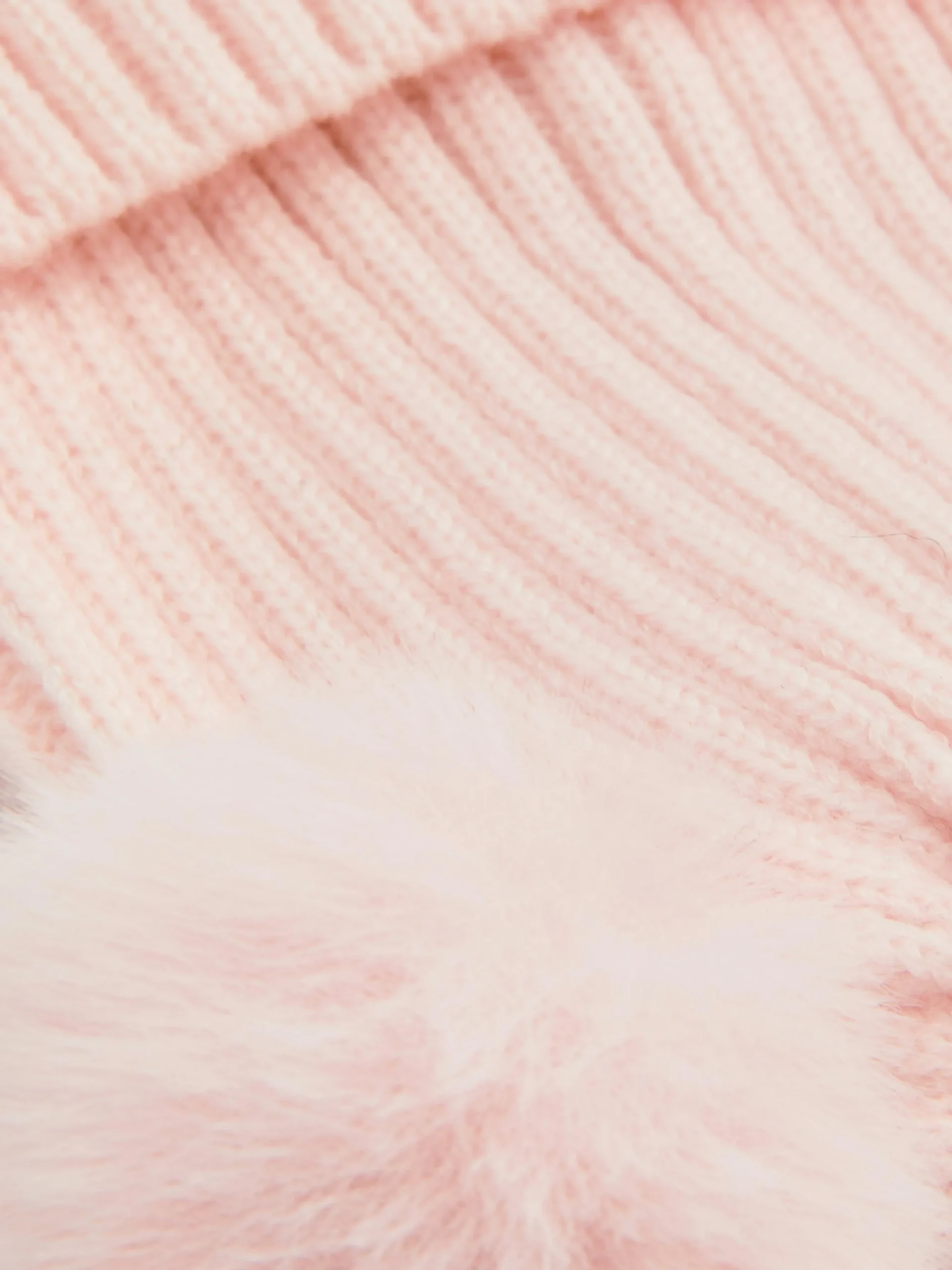 Gorro De Punto Con Pompón