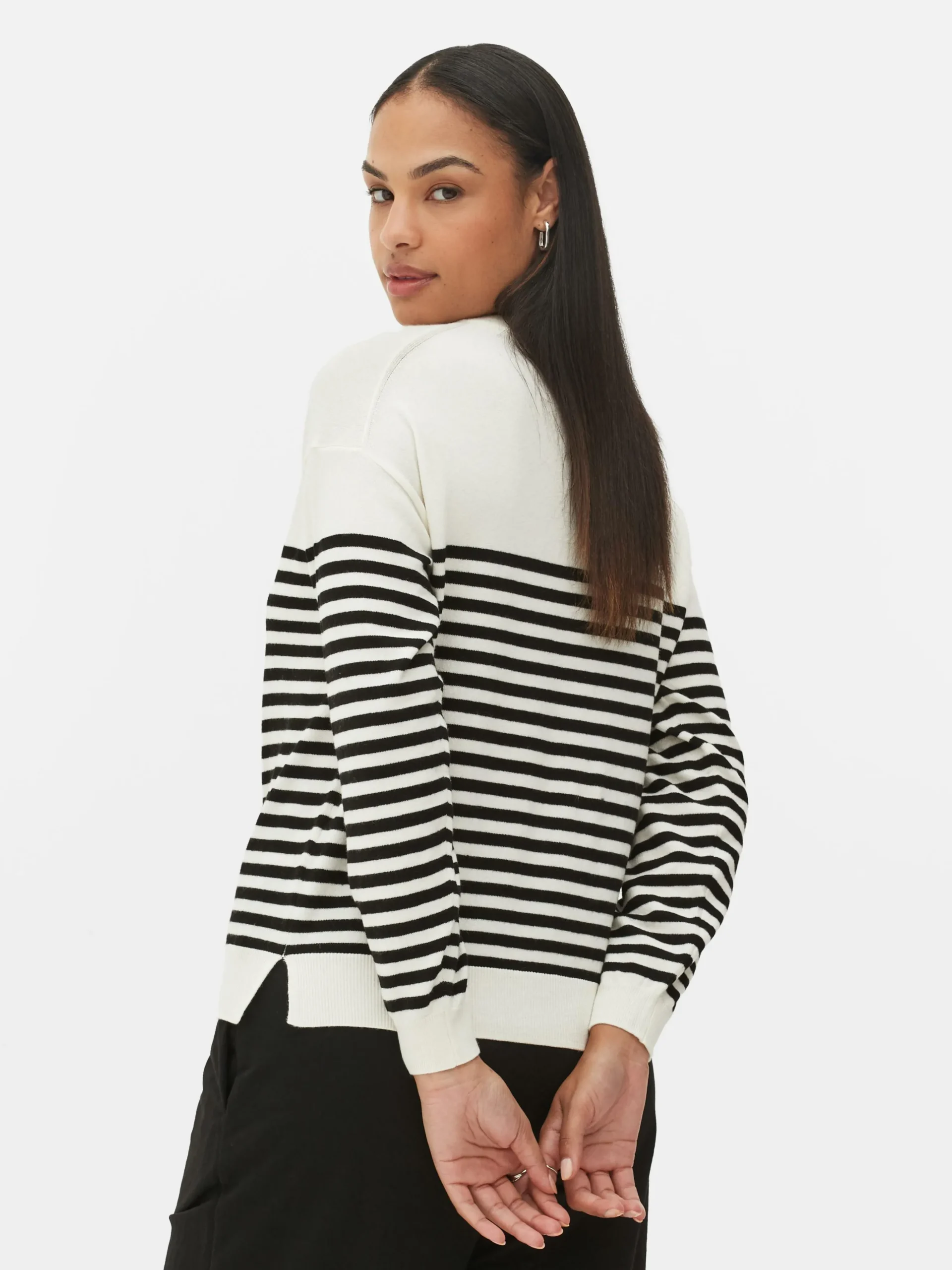 Jersey De Punto Fino Con Cuello Redondo