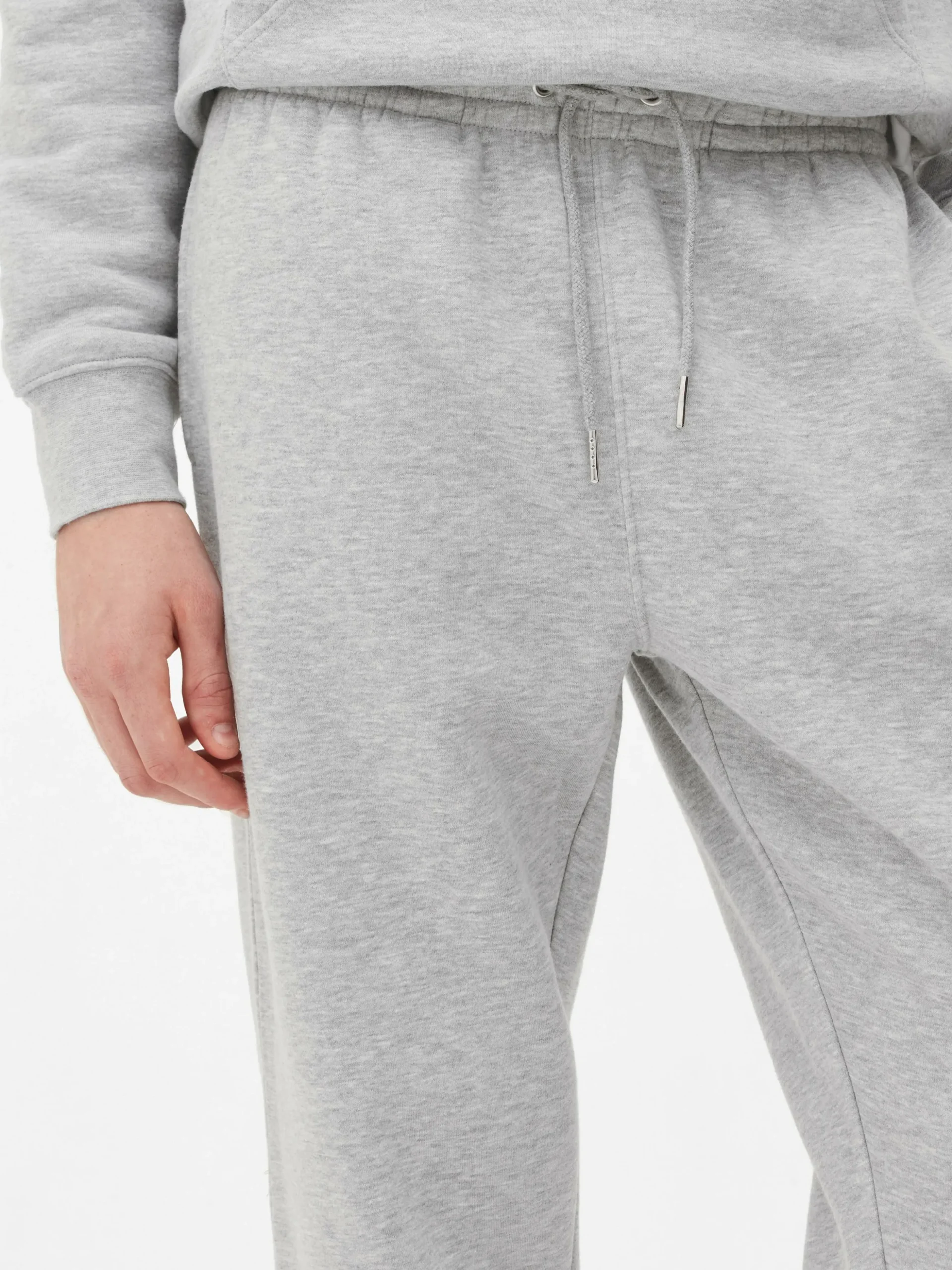 Joggers Con Bajos Ajustados