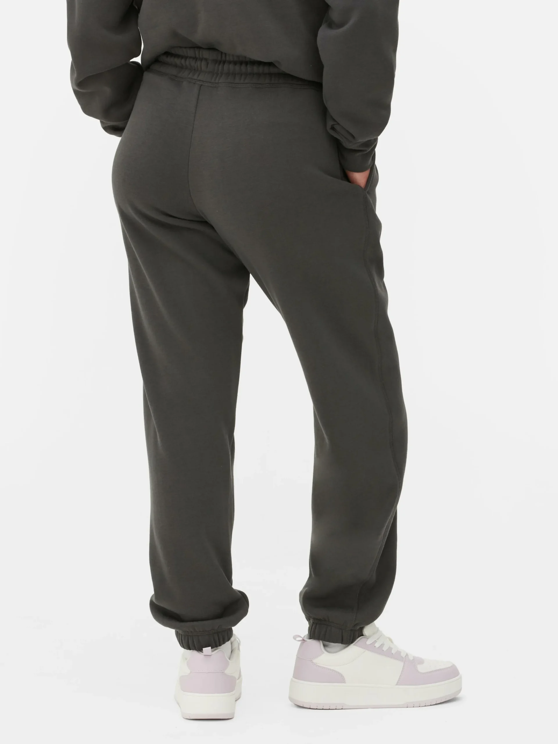 Joggers Con Bajos Ajustados De Hello Kitty