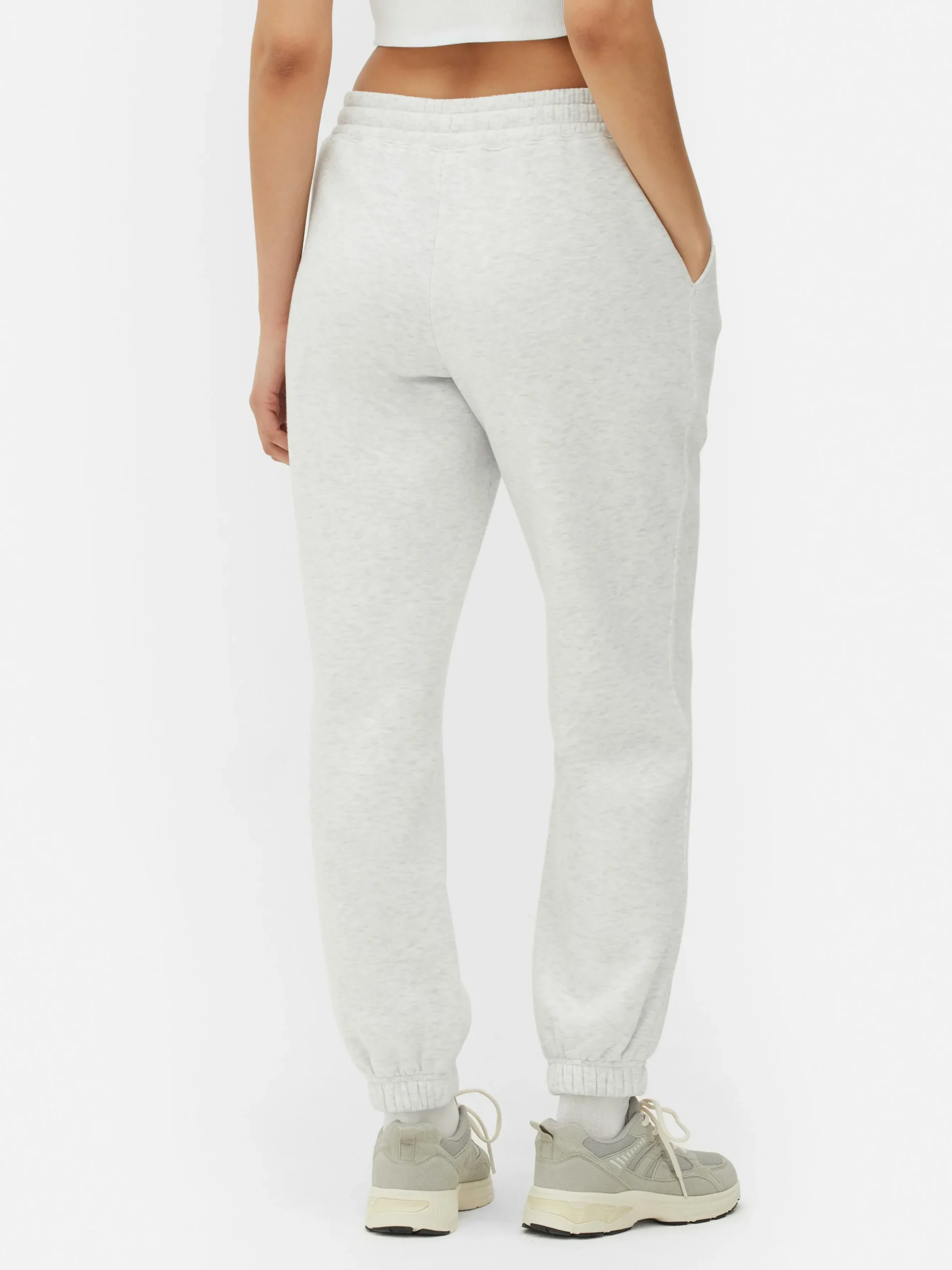 Joggers Con Bajos Ajustados Y Cordón De Ajuste