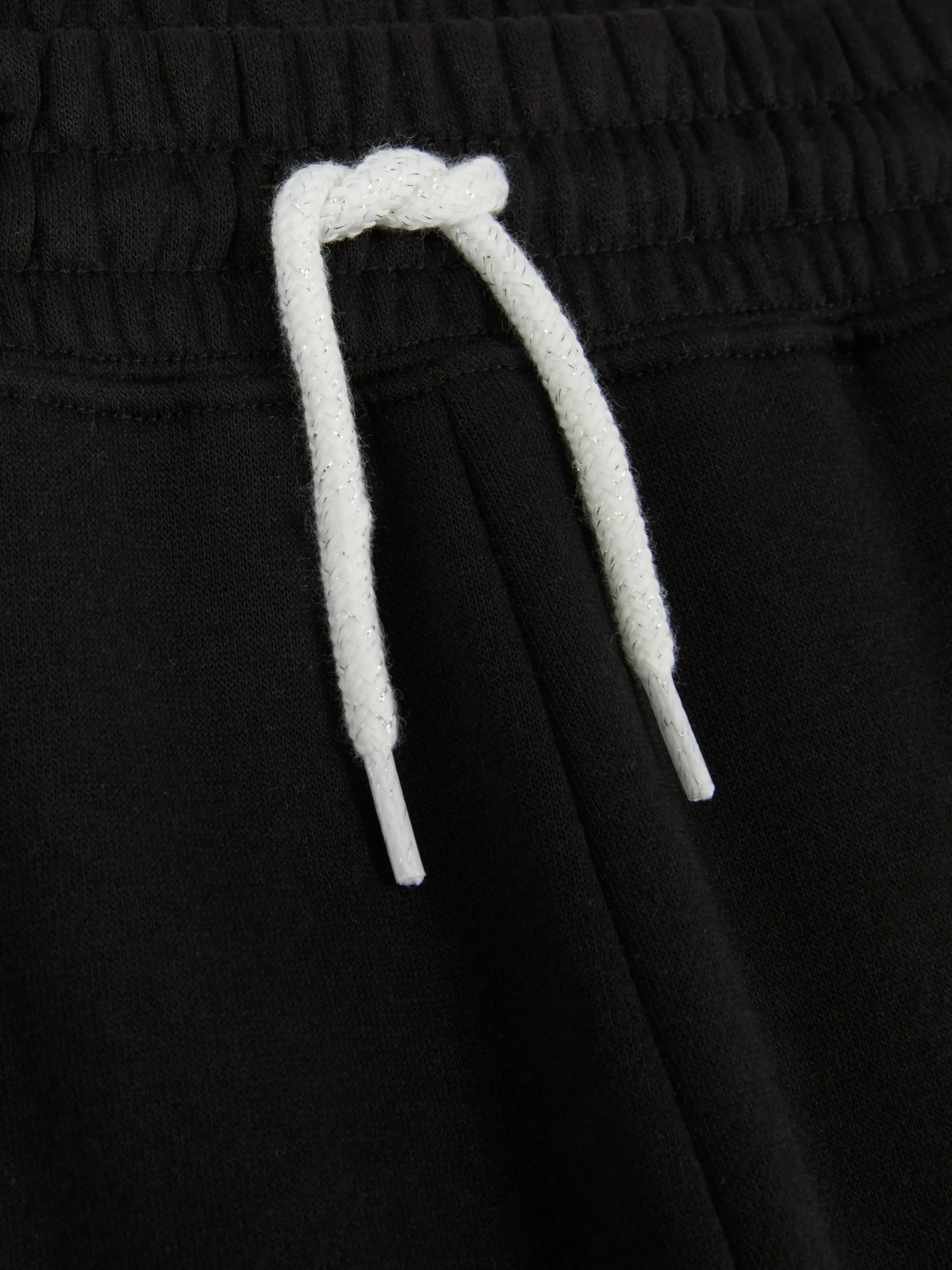 Joggers Con Bajos Ajustados Y Cordón De Ajuste