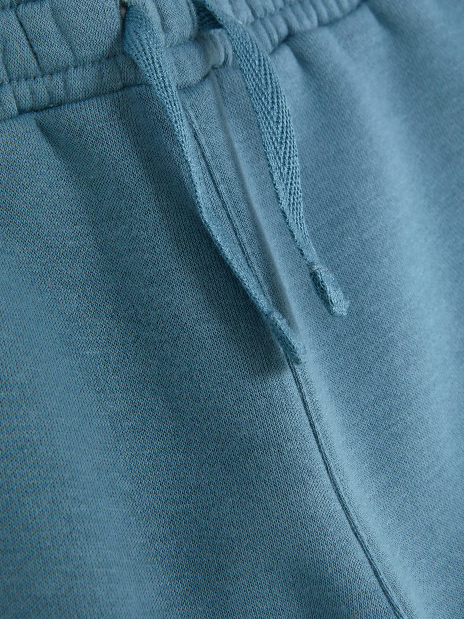 Joggers Con Bajos Ajustados Y Cordón De Ajuste