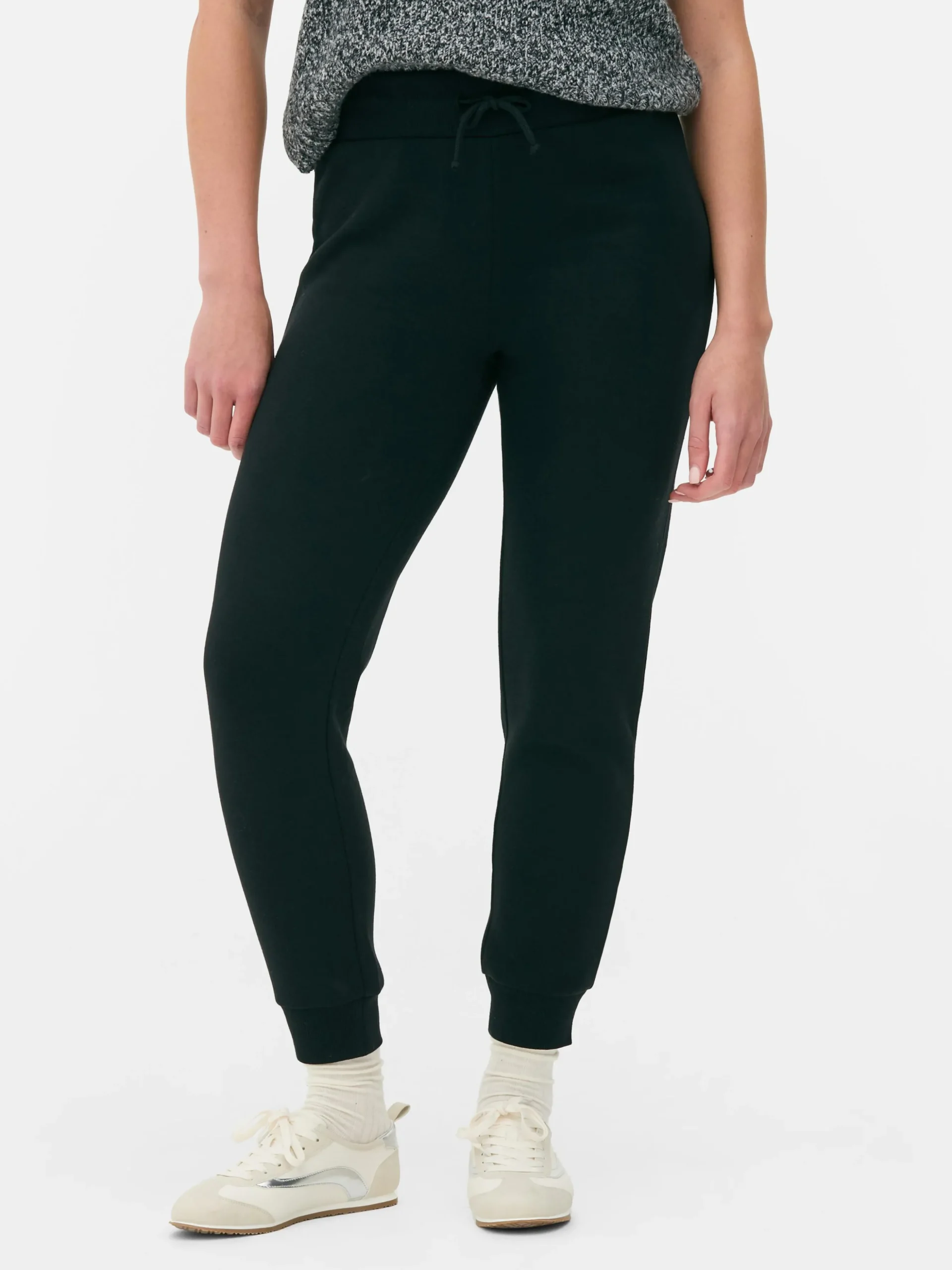 Joggers De Corte Pitillo Con Cordón De Ajuste
