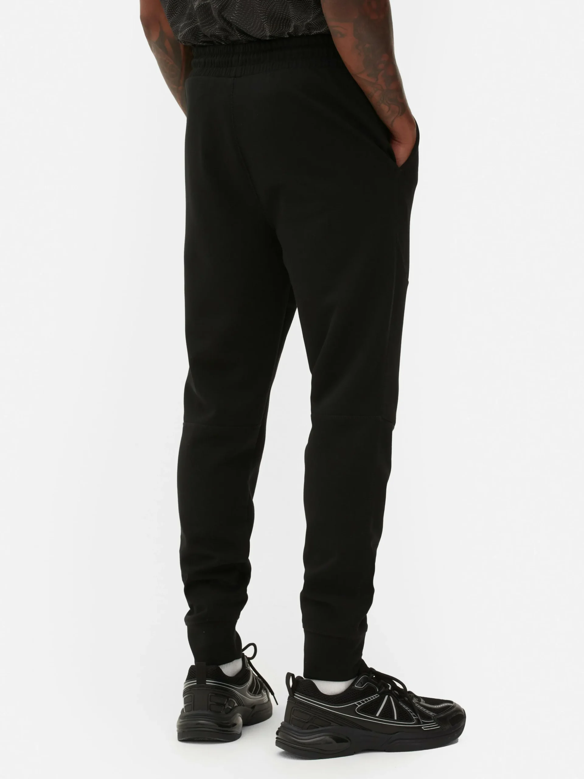 Joggers Reforzados De Corte Entallado