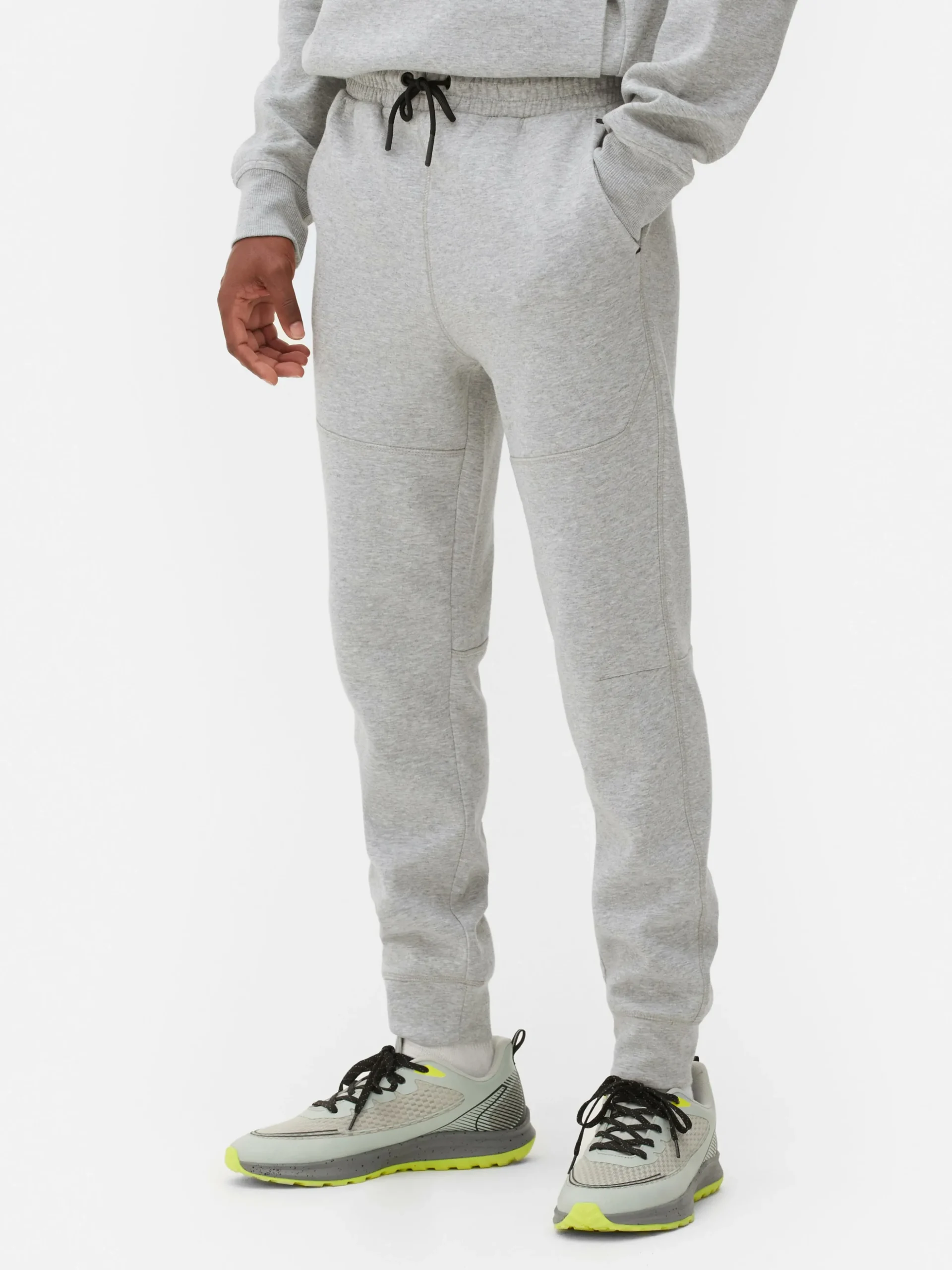 Joggers Reforzados De Corte Entallado
