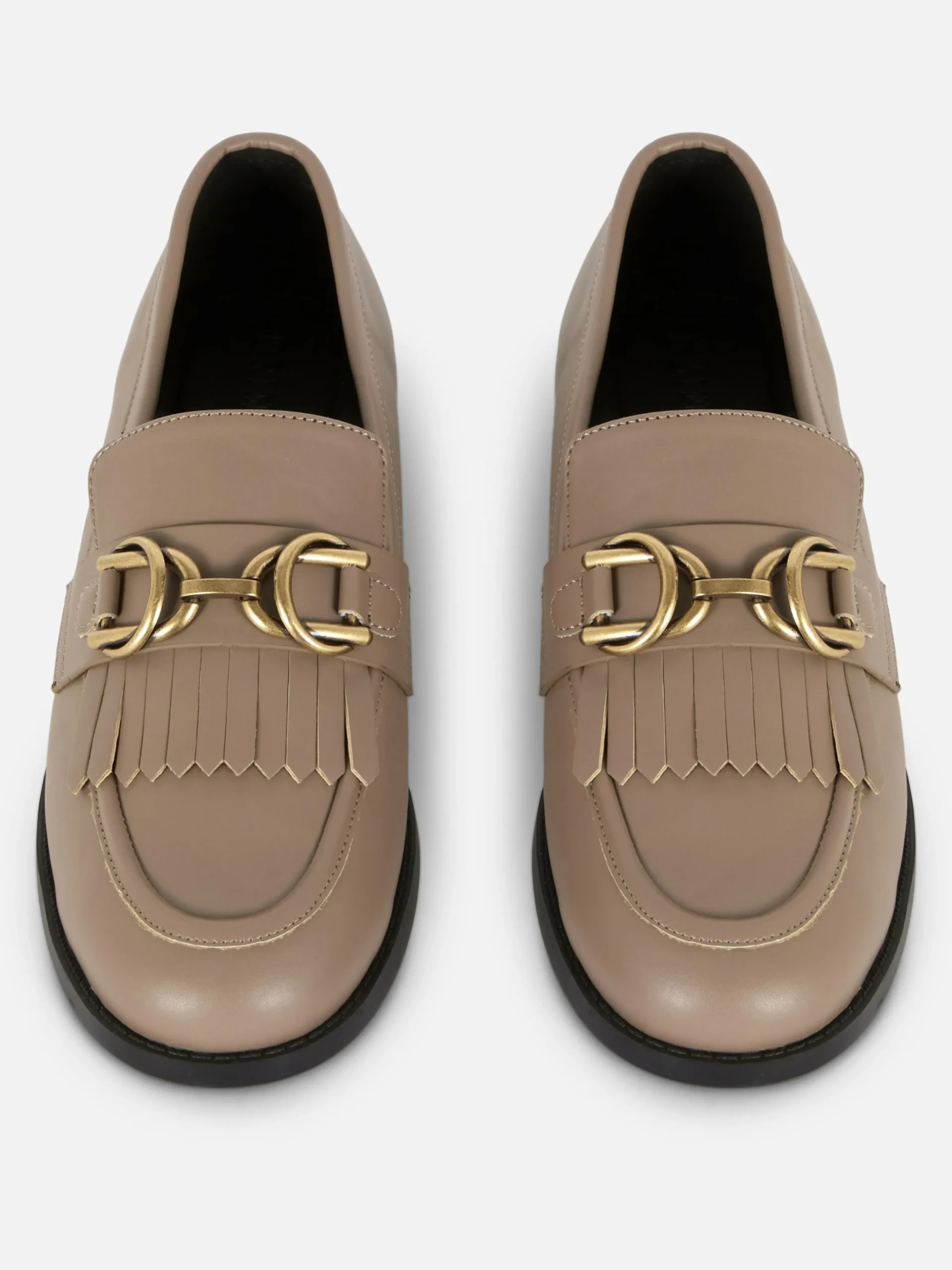 Mocasines Con Flecos Y Hebilla