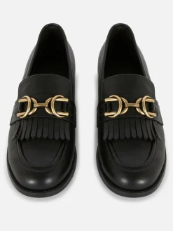 Mocasines Con Flecos Y Hebilla