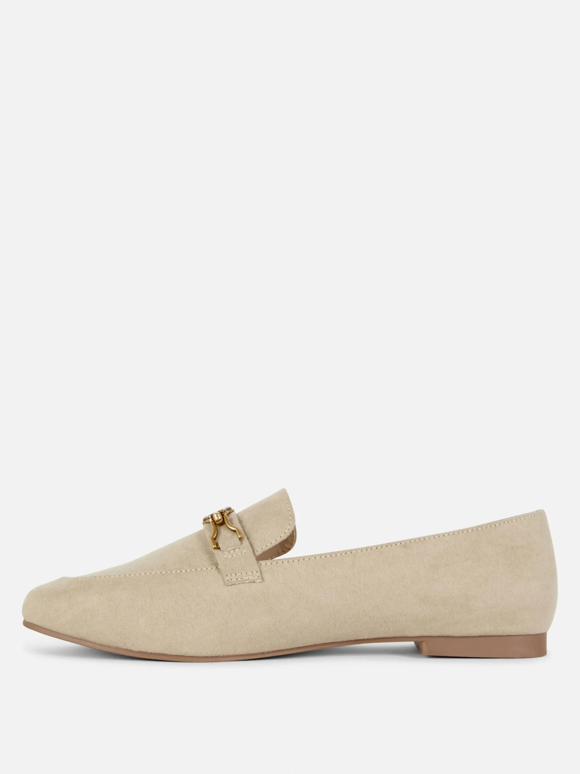 Mocasines De Horma Ancha Con Detalle De Cadena