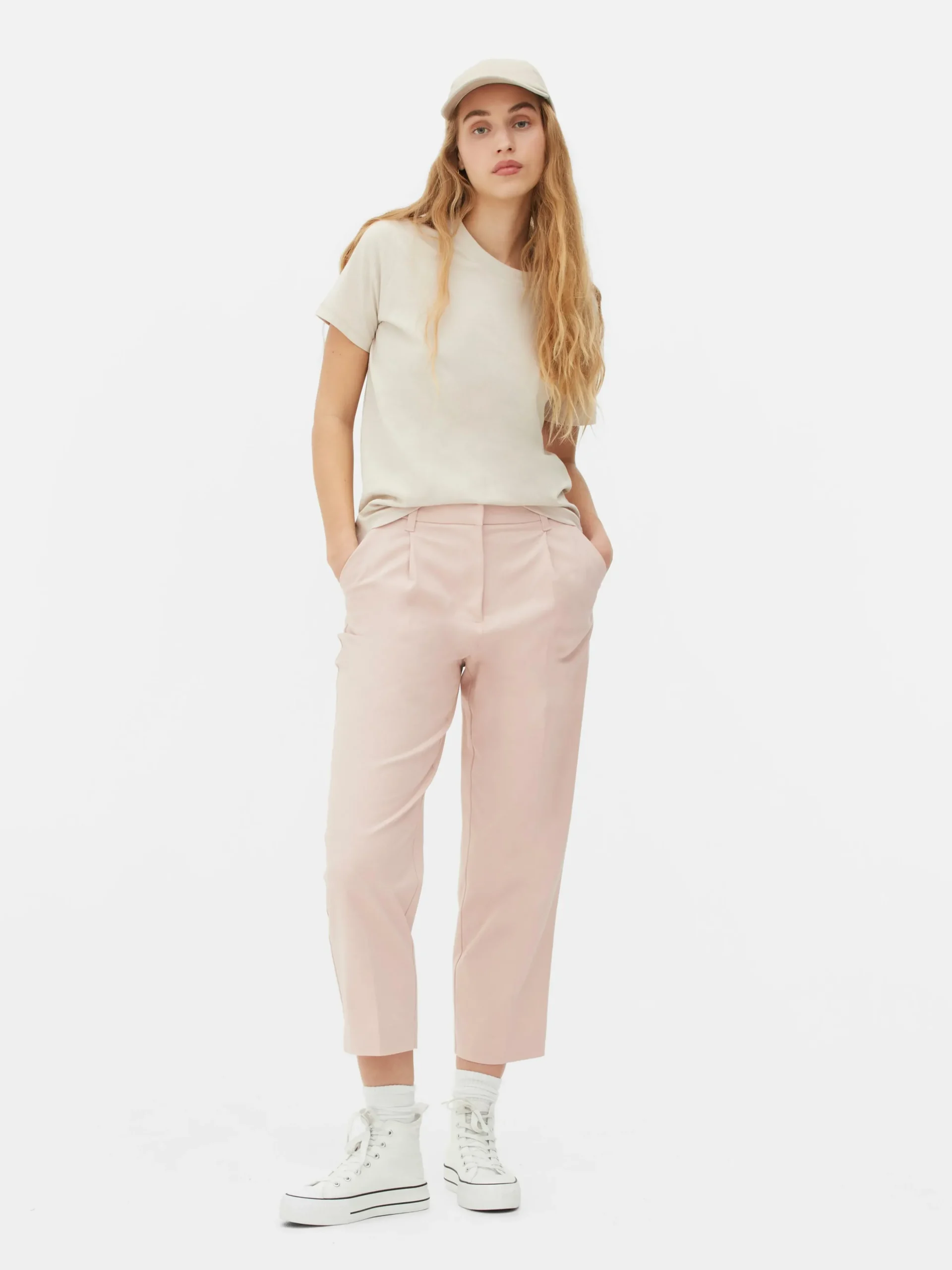 Pantalones Chinos Con Pernera Cónica