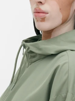 Parka Impermeable Ligera Con Capucha