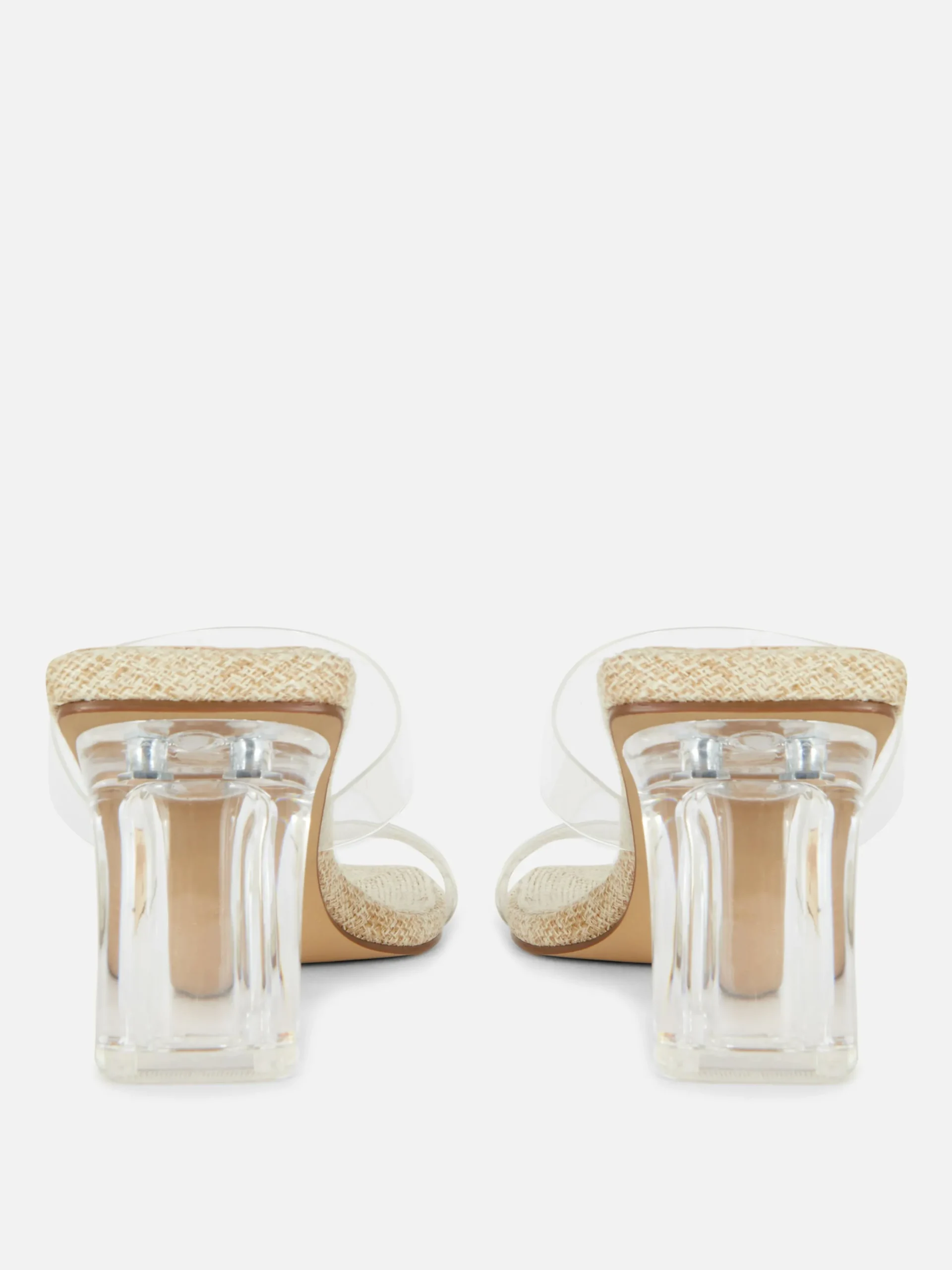 Sandalias De Tacón Transparente De Paula Echevarría