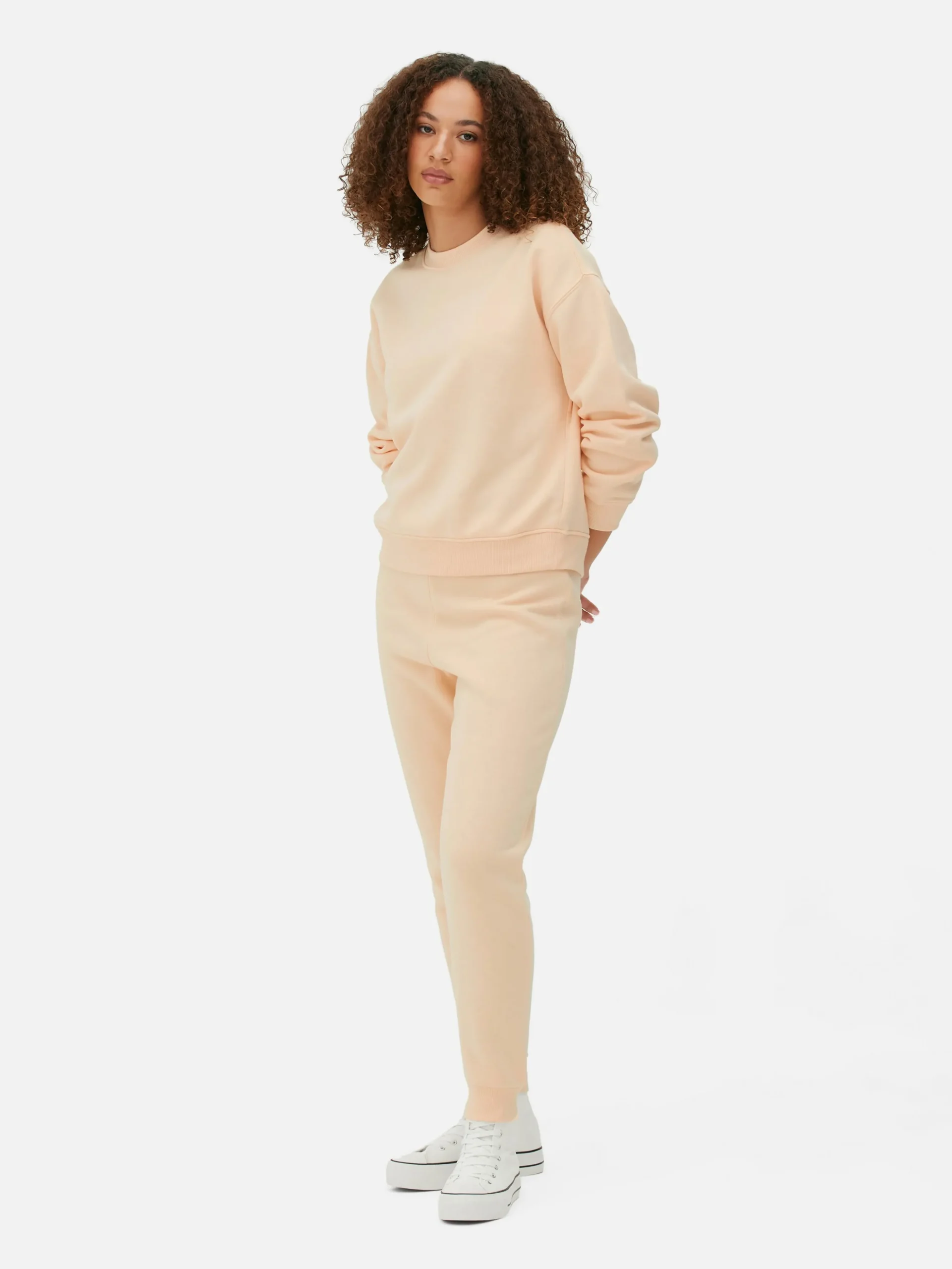 Sudadera Básica De Cuello Redondo