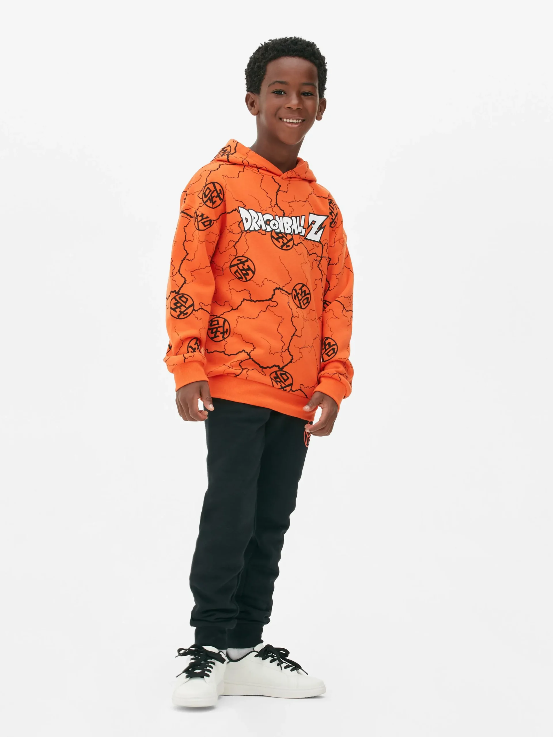 Sudadera Con Capucha Y El Logo De Dragon Ball Z