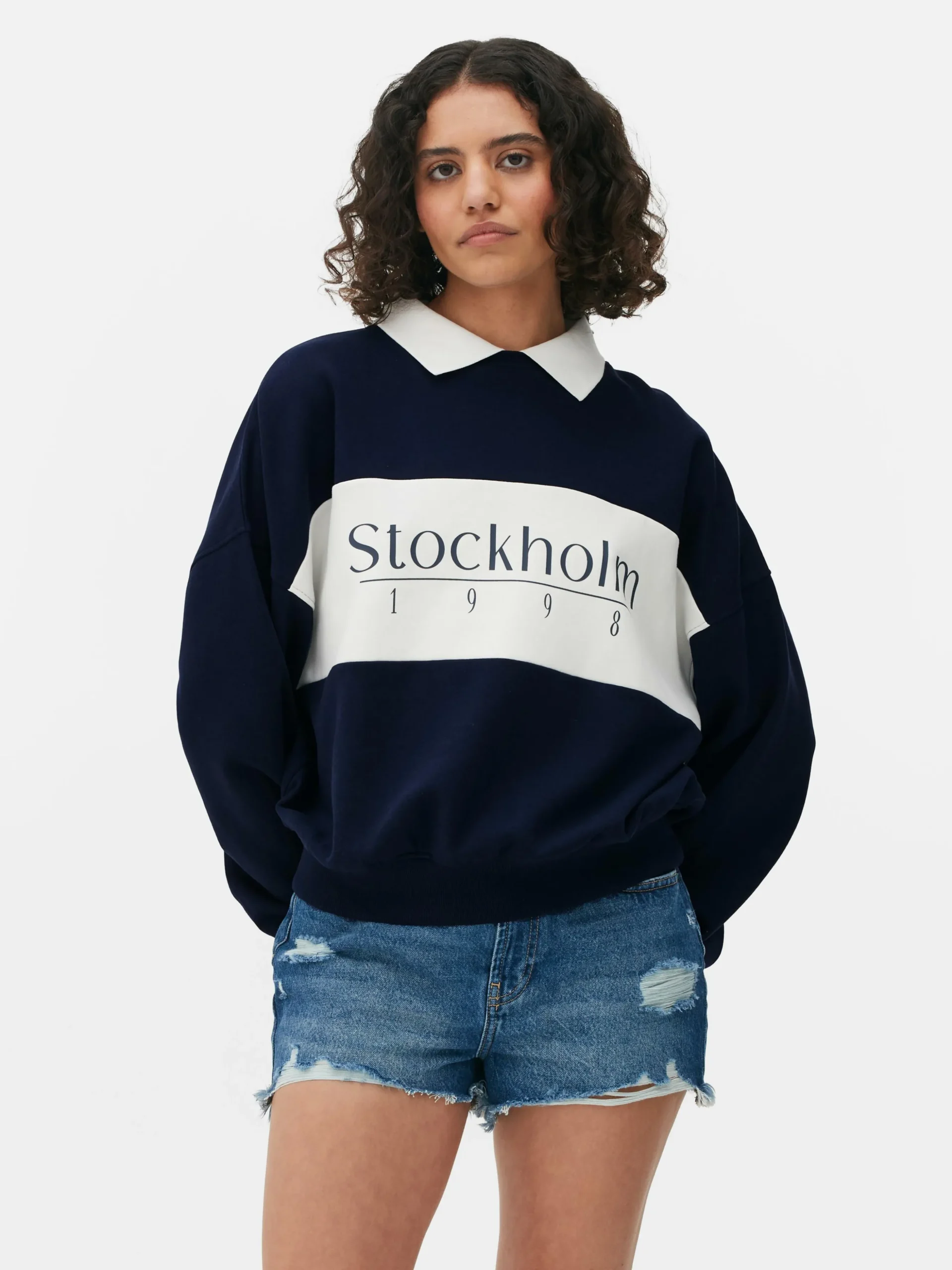 Sudadera Con Estampado Gráfico Y Cuello