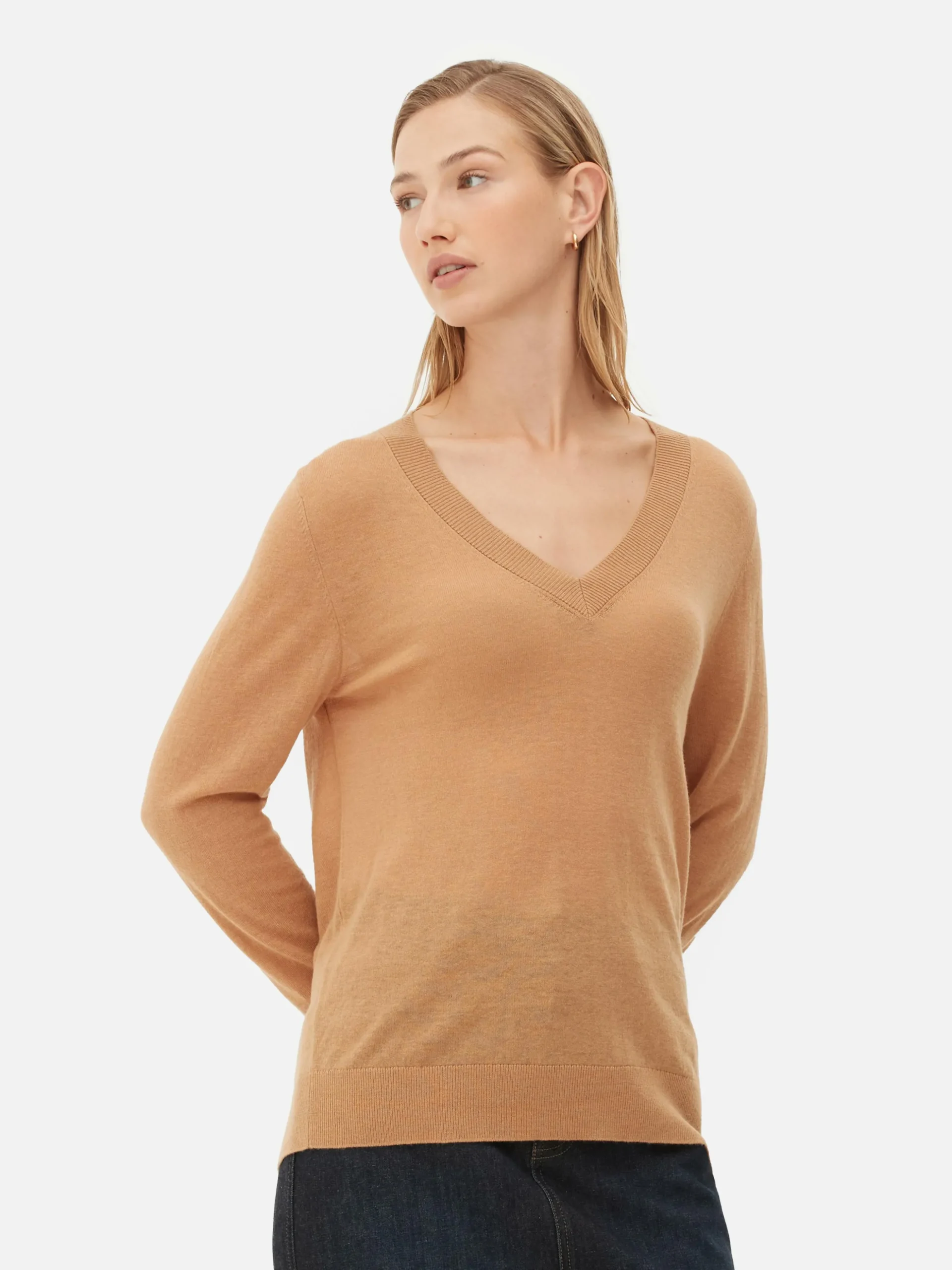 Top Con Cuello De Pico De The Edit