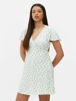 Vestido Corto De Manga Corta