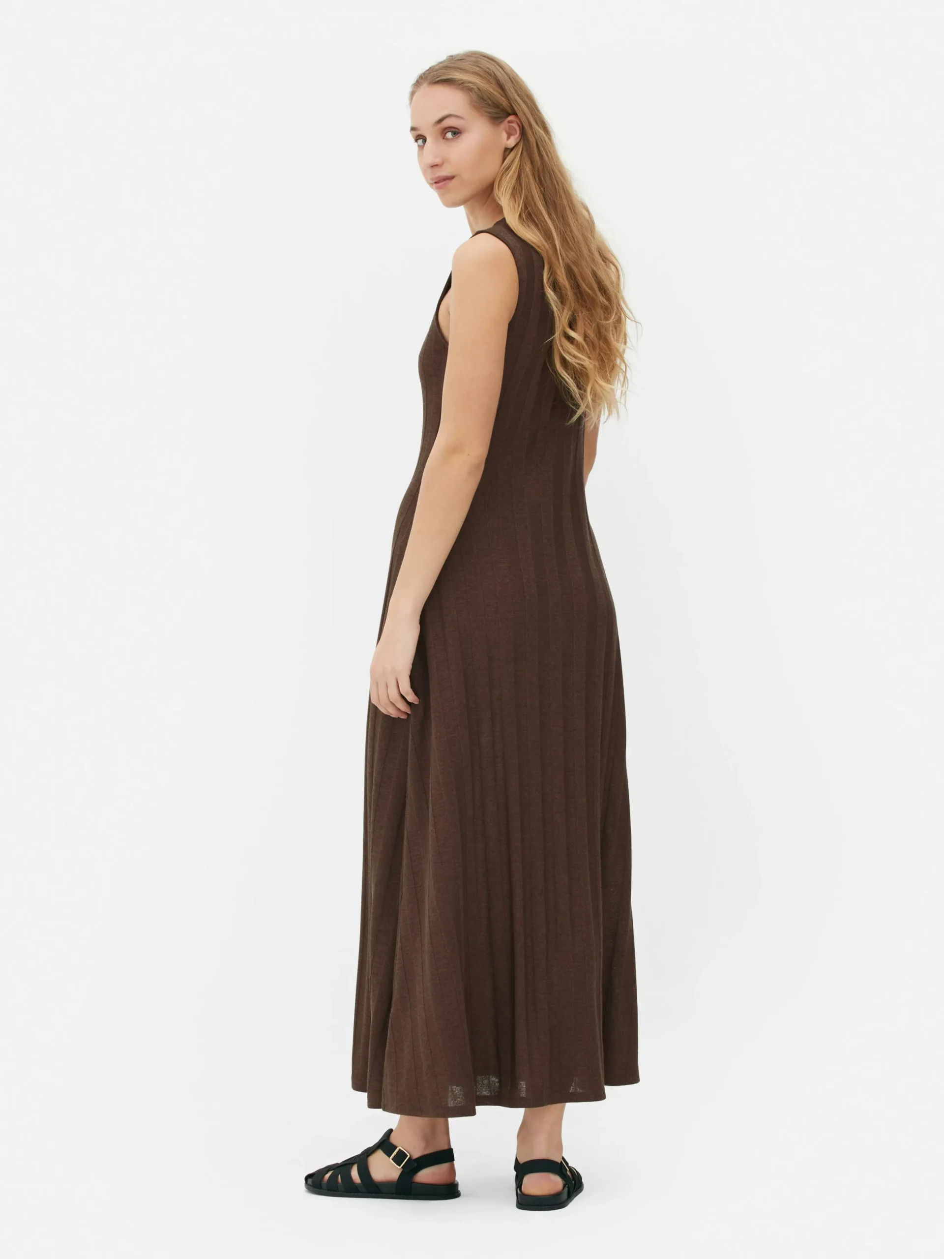 Vestido Largo Texturizado A Rayas Sin Mangas