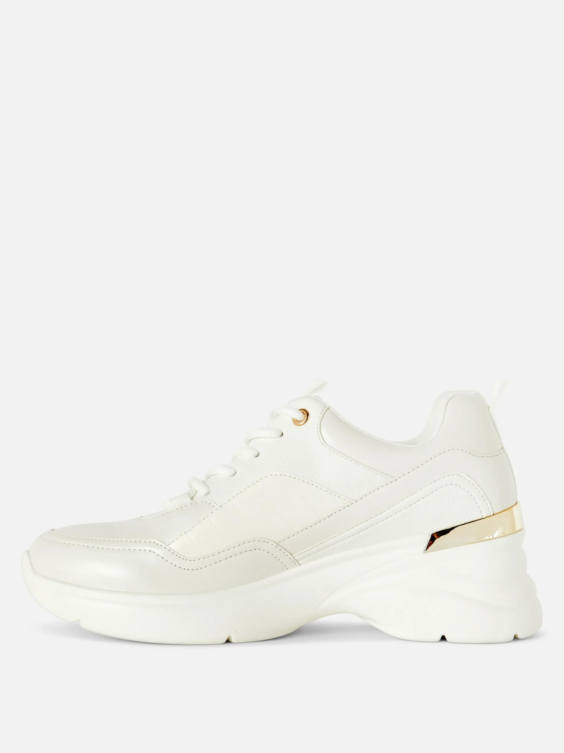 Zapatillas De Cuña Con Ribete Metalizado