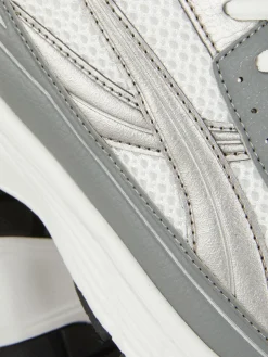 Zapatillas Deportivas Con Panel De Malla